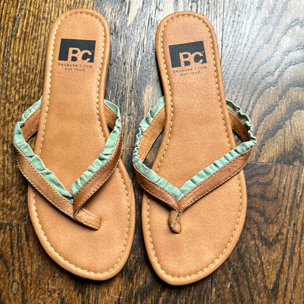 BC sandals - Size 7
